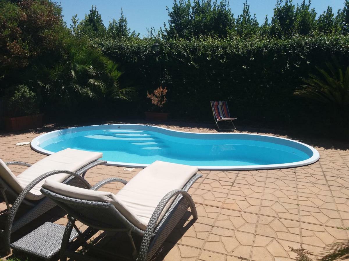 L'Affittacamere Nel Parco "Appia Antica" - Piscina A Uso Ospiti Рим Экстерьер фото